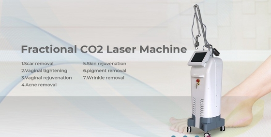 Odciągacz blizn Używany w kosmetyce laserem CO2 z 10,4-calowym ekranem LCD
